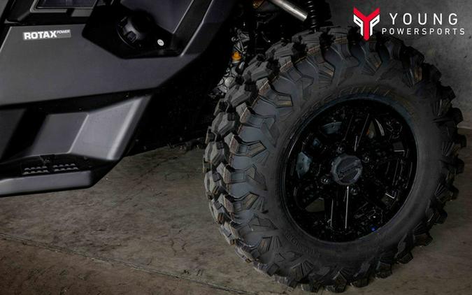 2026 Can-Am Defender MAX Limited HD11