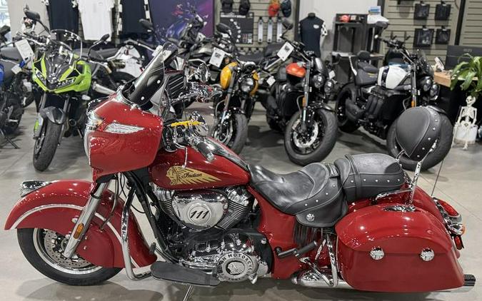 2016 Indian Motorcycle® Chieftain® Indian Red