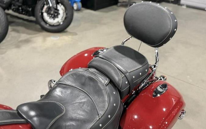 2016 Indian Motorcycle® Chieftain® Indian Red