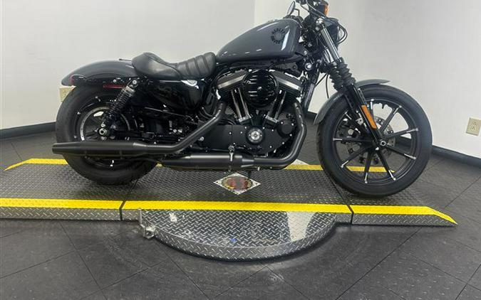 2022 Harley-Davidson Iron 883 Review [Air-Cooled Sportster]