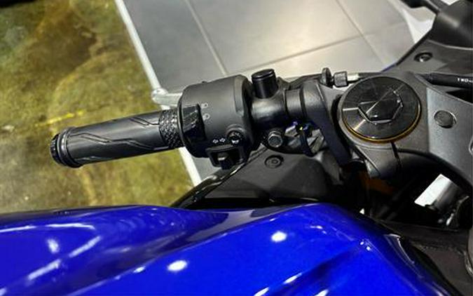 2025 Yamaha YZF-R3