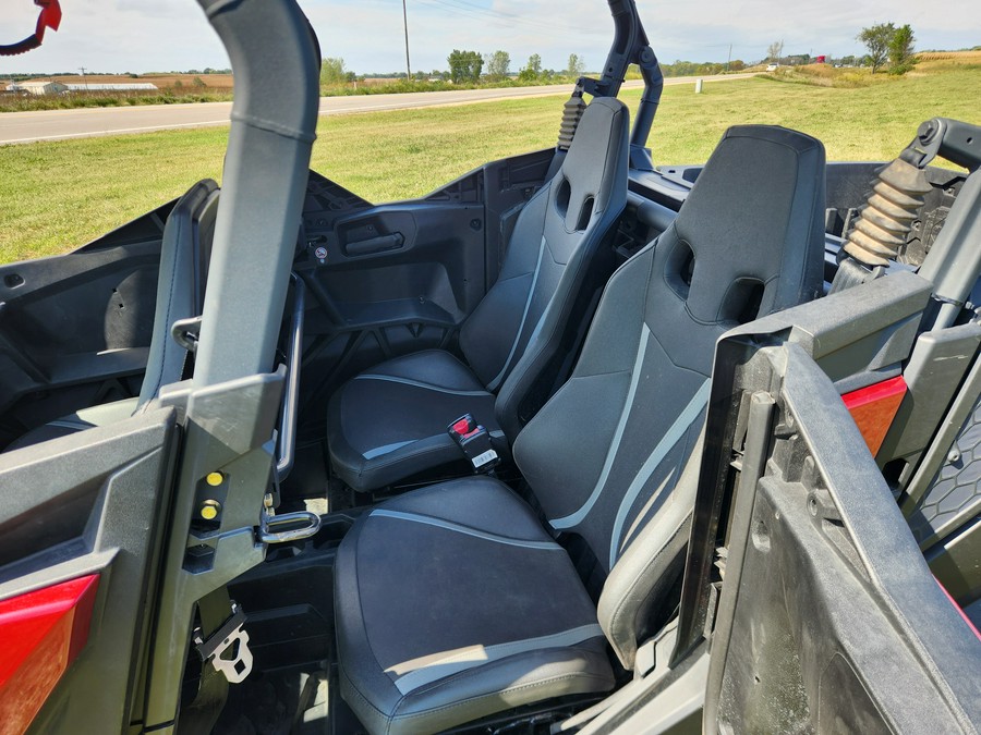 2024 Can-Am SSV COM MAX XT 64 1000R RD 24