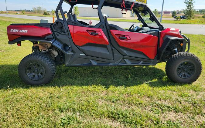 2024 Can-Am SSV COM MAX XT 64 1000R RD 24
