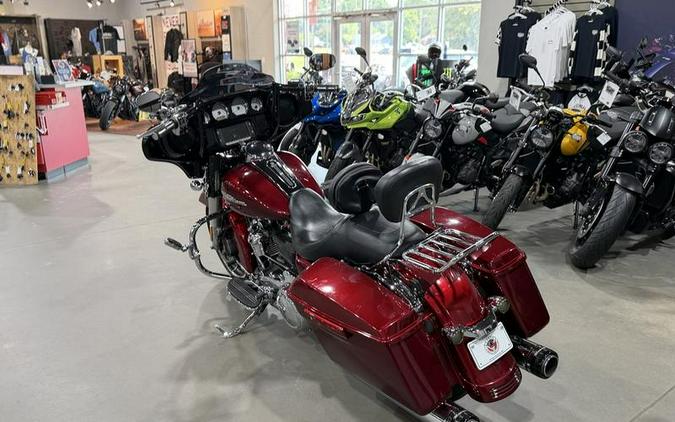 2017 Harley-Davidson® FLHXS - Street Glide® Special