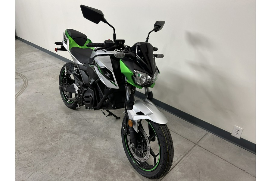 2024 Kawasaki Ninja® e-1 ABS