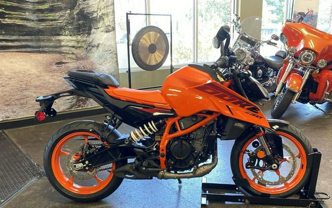 2024 KTM 390 DUKE