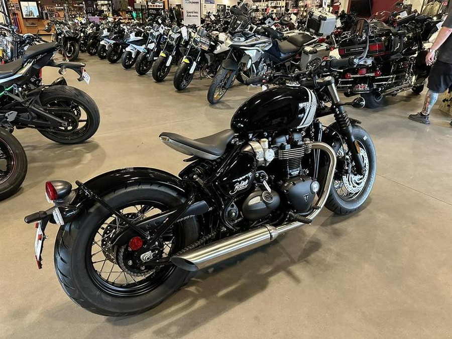 2024 Triumph Bonneville Bobber Jet Black/Ash Gray