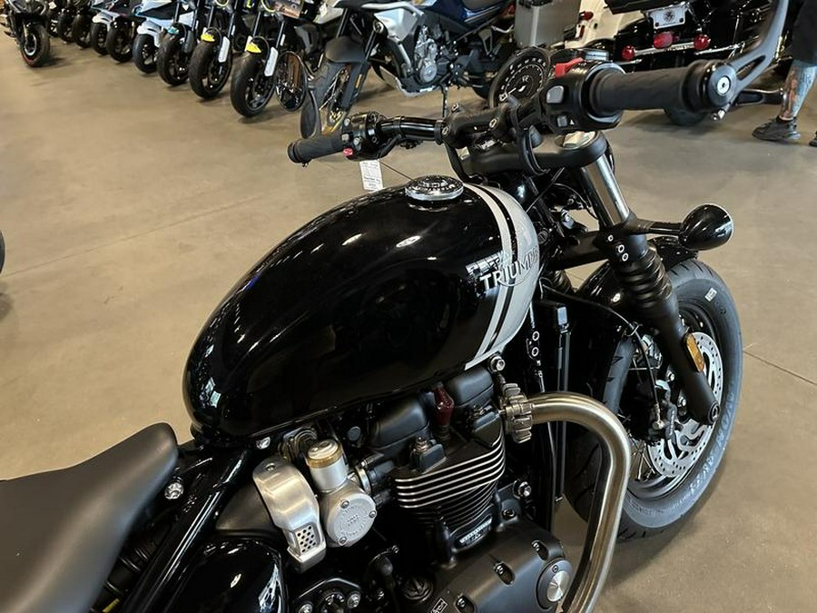 2024 Triumph Bonneville Bobber Jet Black/Ash Gray