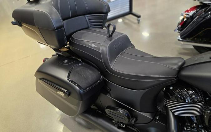 2025 Indian Roadmaster Dark Horse w/Powerband Audio Black Smoke