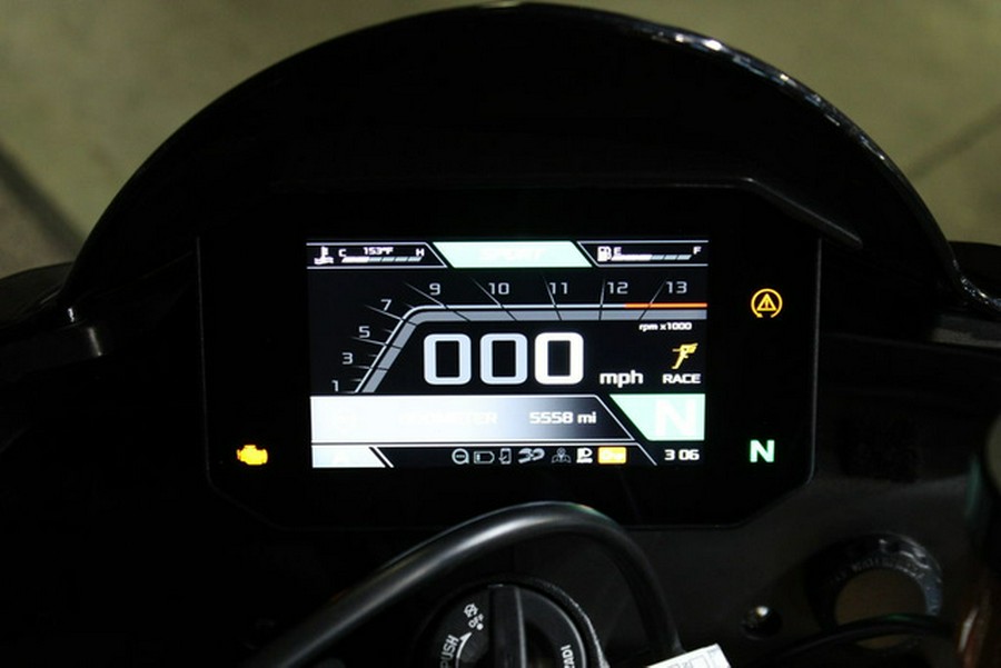 2021 Aprilia Tuono V4