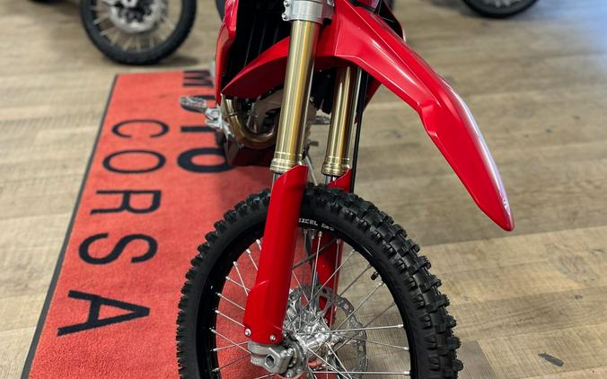 2026 Ducati Desmo450 EDX