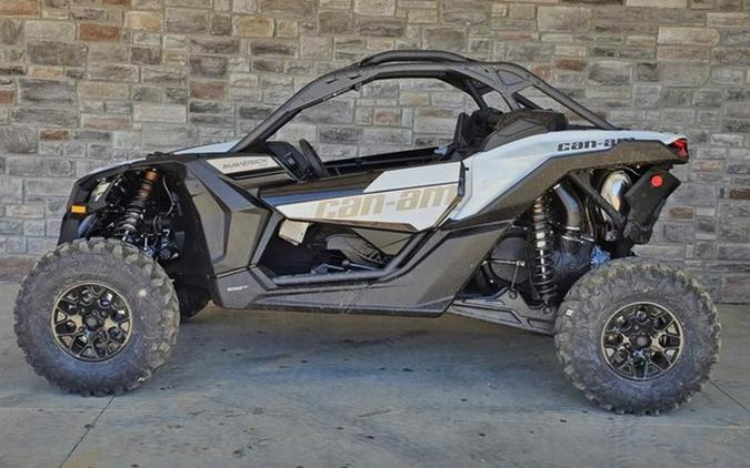 2024 Can-Am Maverick X3 RS Turbo Catalyst Gray