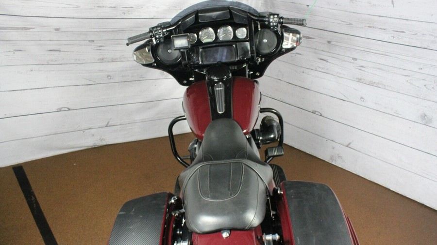 FLHXS 2020 Street Glide Special