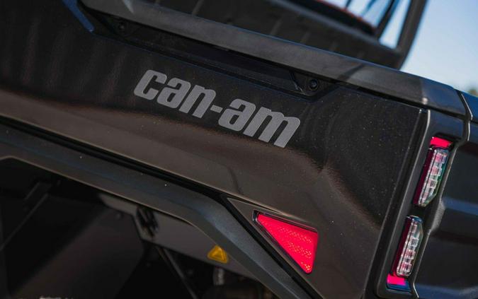 2026 Can-Am Defender MAX Lone Star HD11
