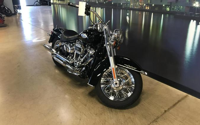 2023 Harley-Davidson Heritage Classic FLHCS