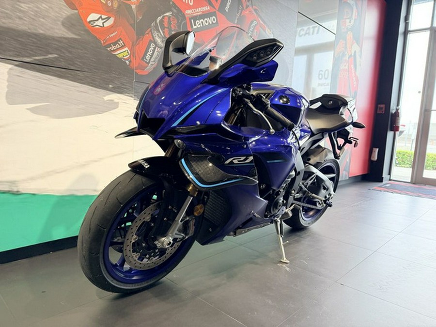 2026 Yamaha YZF R1