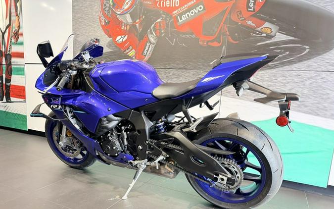 2026 Yamaha YZF R1