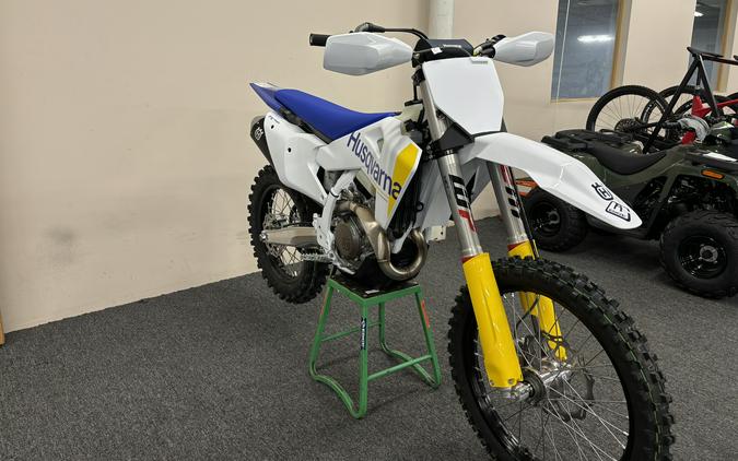 2027 Husqvarna FX 450