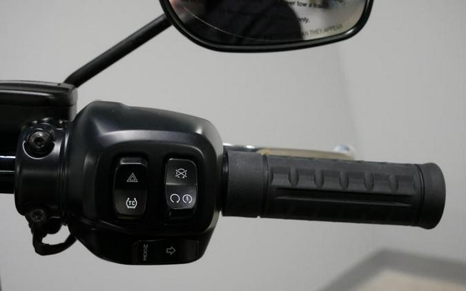 2026 Harley-Davidson® FLHC - Heritage Classic