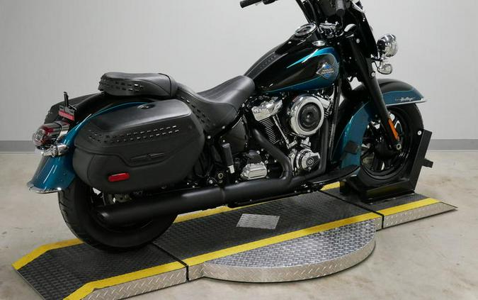 2026 Harley-Davidson® FLHC - Heritage Classic