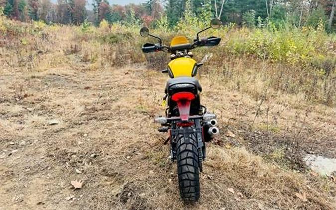 2026 Triumph Scrambler 400 XC