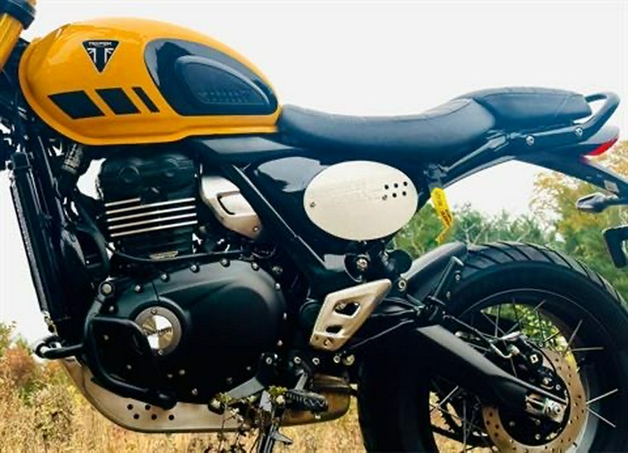 2026 Triumph Scrambler 400 XC