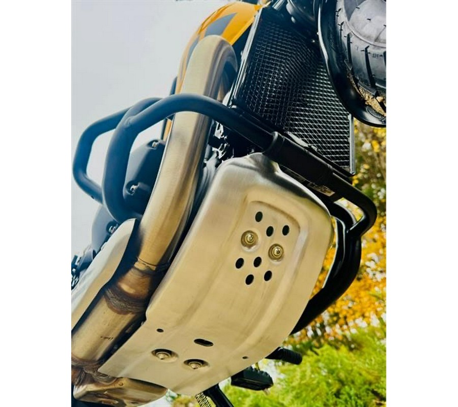 2026 Triumph Scrambler 400 XC