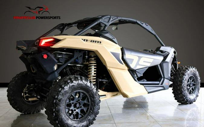 2023 Can-Am Maverick X3 DS TURBO RR (Desert Tan & Carbon Black)