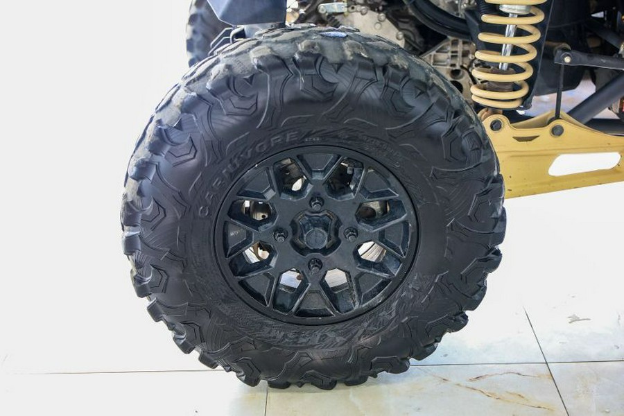 2023 Can-Am Maverick X3 DS TURBO RR (Desert Tan & Carbon Black)