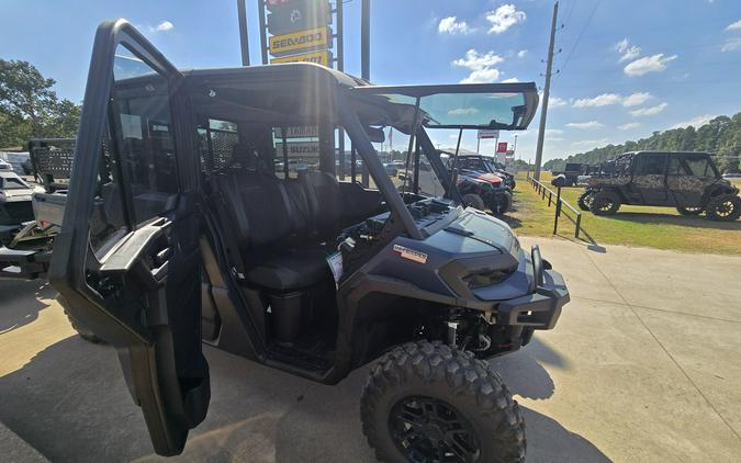 2027 Can-Am Defender XU MAX Limited HD11