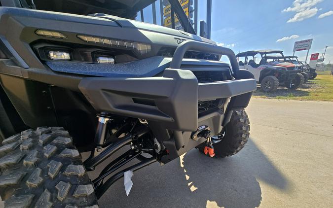2027 Can-Am Defender XU MAX Limited HD11