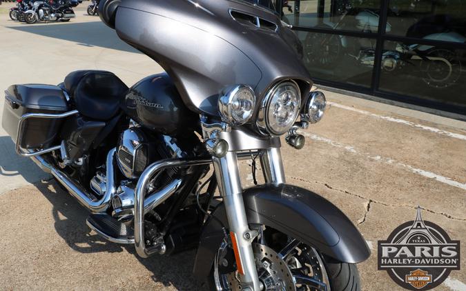 FLHXS 2015 Street Glide Special