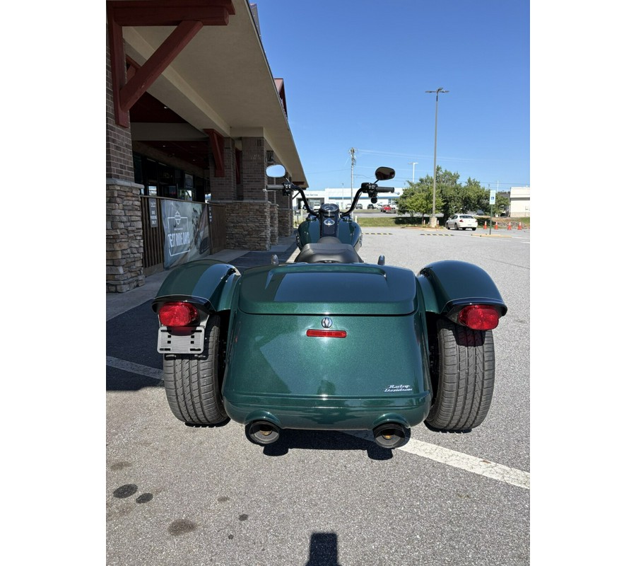 2024 Harley-Davidson® Freewheeler® Alpine Green / Vivid Black
