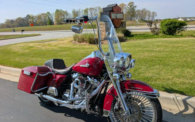 2020 Harley-Davidson® Road King® Billiard Red