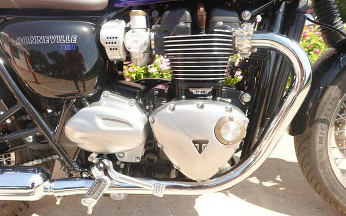 2024 Triumph Bonneville T120 PHANTOM