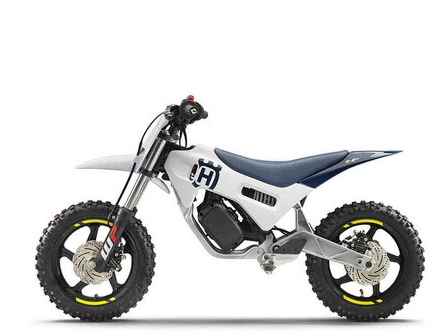 2024 Husqvarna EE 2