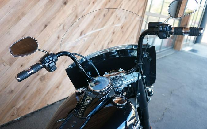 2019 Harley-Davidson Softail® Heritage Classic 114