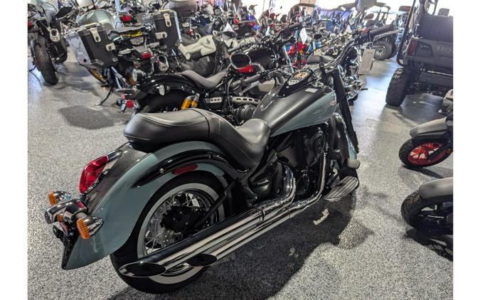 2025 Kawasaki Vulcan 900 Classic