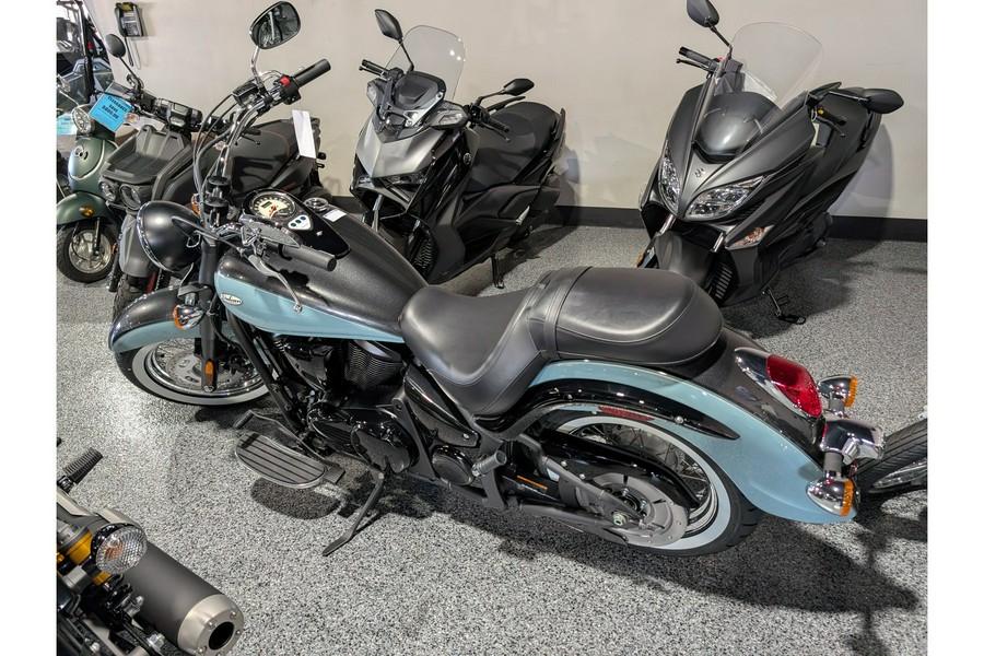 2025 Kawasaki Vulcan 900 Classic