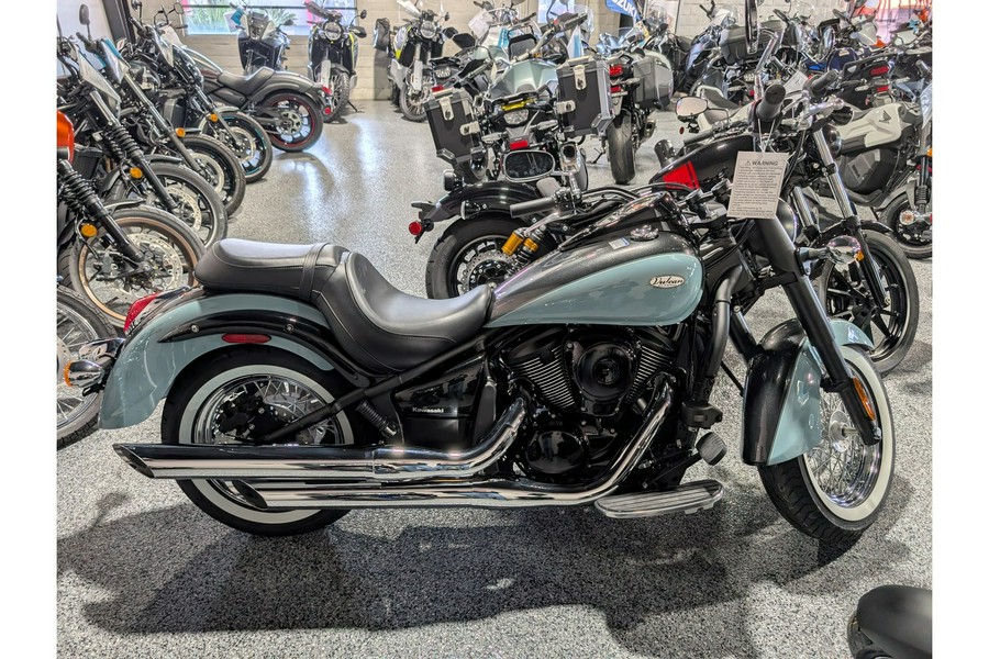2025 Kawasaki Vulcan 900 Classic