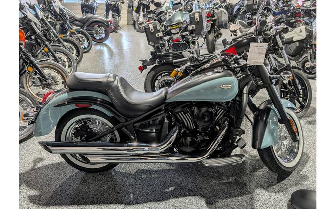 2025 Kawasaki Vulcan 900 Classic