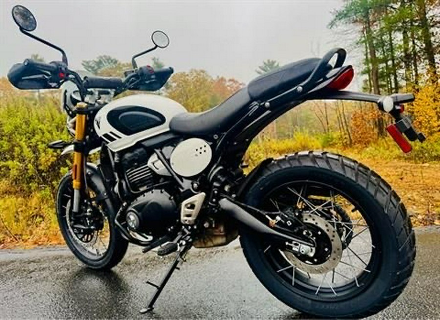 2026 Triumph Scrambler 400 XC
