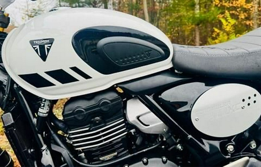 2026 Triumph Scrambler 400 XC