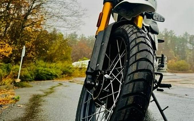 2026 Triumph Scrambler 400 XC