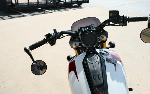 2025 INDIAN MOTORCYCLE 101 SCOUT WHITE MTLC WGRFX TEC 49ST BASE