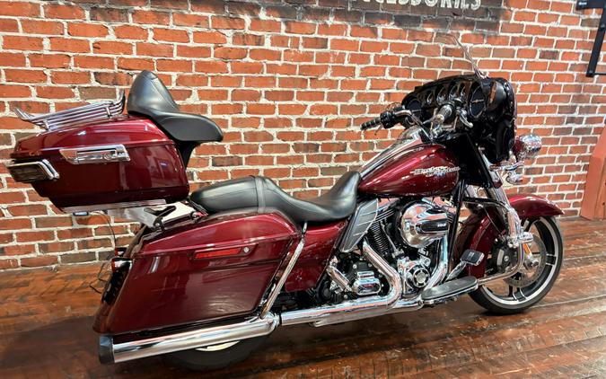 FLHXS 2014 Street Glide Special