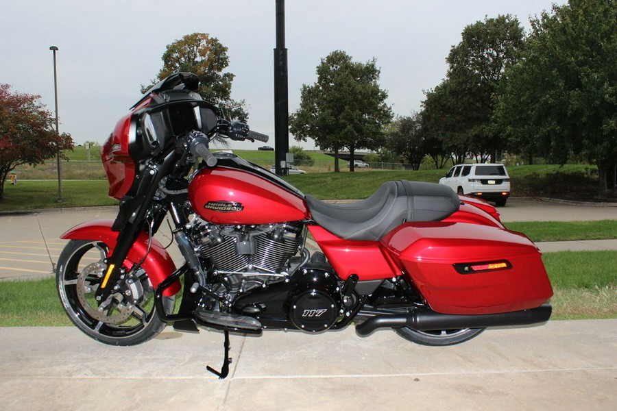 2025 Harley-Davidson® FLHX - Street Glide®