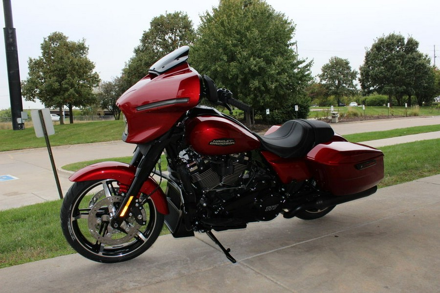 2025 Harley-Davidson® FLHX - Street Glide®