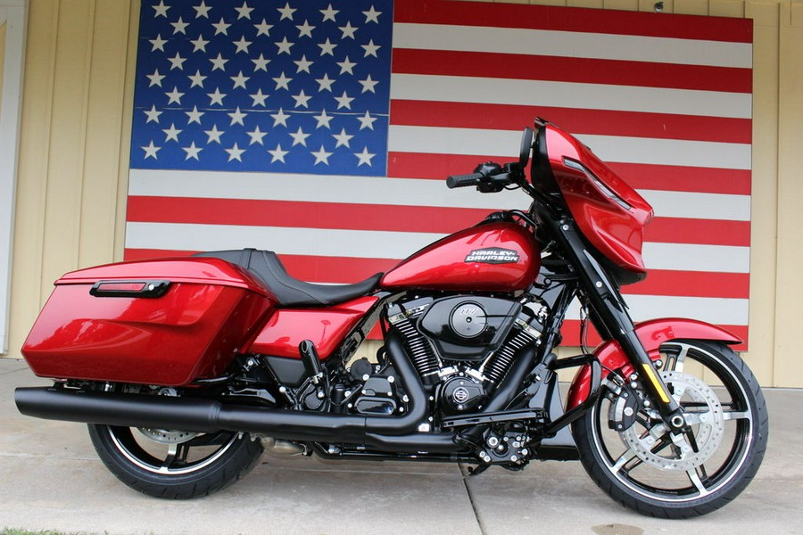 2025 Harley-Davidson® FLHX - Street Glide®