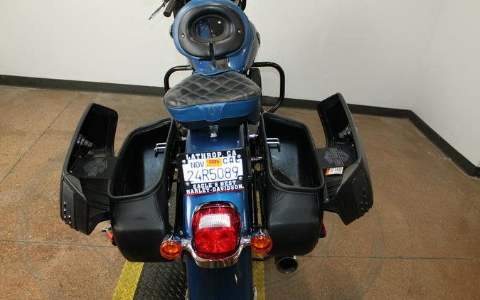 Harley-Davidson® 115th Anniversary Heritage Classic 114 2018 FLHCSANV 052724T LGNDBLUSNGL/BLK